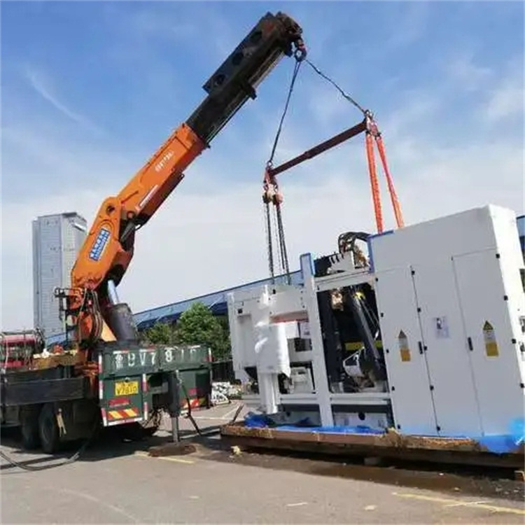 连山附近小吊车联系方式|8-16吨|本地及时服务