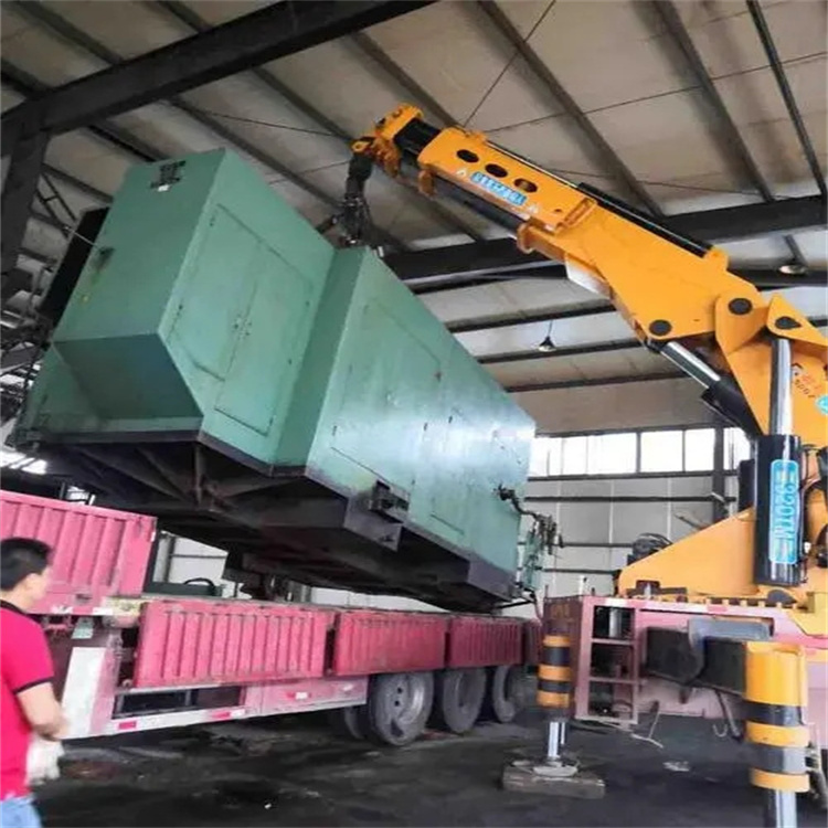 连山吊集装箱的吊车电话